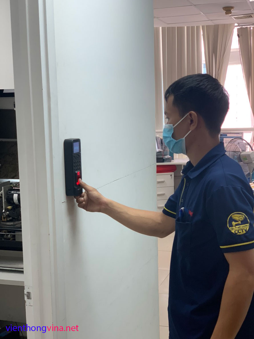 Lắp đặt hệ thống Access Control - Kiểm soát cửa ra vào