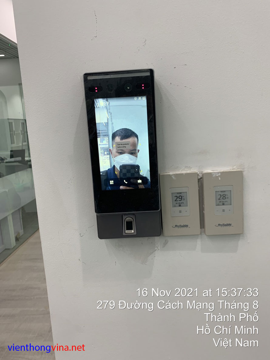 Lắp đặt máy chấm công