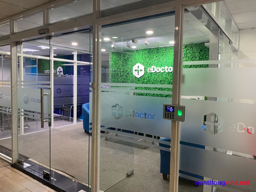 Lắp đặt&nbsp;hệ thống access control - kiểm soát cửa ra vào kết hợp chấm công