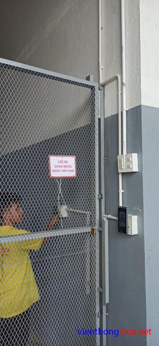 Lắp đặt camera quan sát,&nbsp;hệ thống access control - kiểm soát cửa ra vào