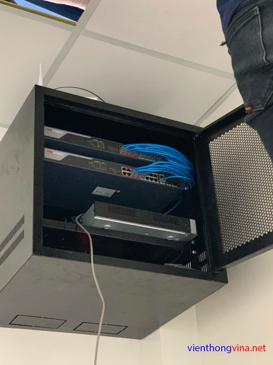 Lắp đặt camera quan sát,&nbsp;hệ thống access control - kiểm soát cửa ra vào