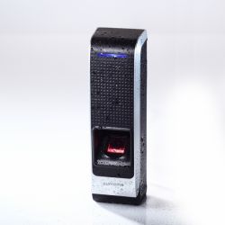 Máy kiểm soát cửa và chấm công SUPREMA Bioentry W BEWM-OC